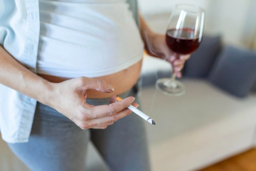 Εγκυμοσύνη και Κάπνισμα - Μύθοι και Πραγματικότητες… Πνευμονολόγος Δρ. Στυλιανός Βιττωράκης, Χανιά.